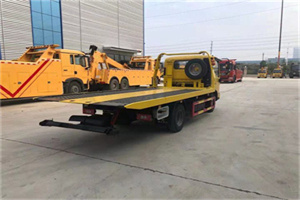 元谋非事故拖车